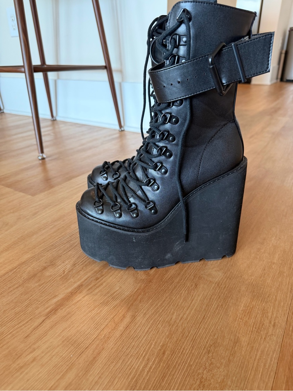 Dolls kill Current mood Traitor Boots - Picture 2 of 8